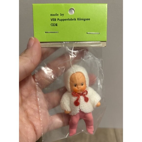 Vintage VEB Puppenfabrik Konigsee GDR 3" Miniature Rubber New In Package - Picture 2 of 4